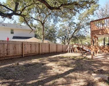 4732 Palisade Dr - Photo Thumbnail 24