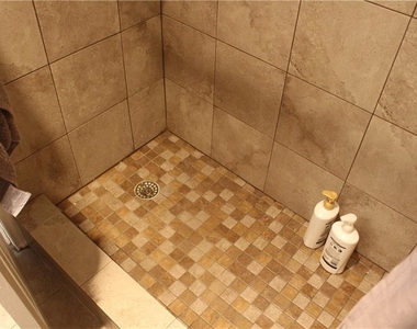 706 W 24th St - Photo Thumbnail 11