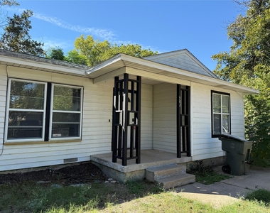 302 Patton Dr - Photo Thumbnail 1