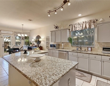 2508 Sonoma Cv - Photo Thumbnail 8