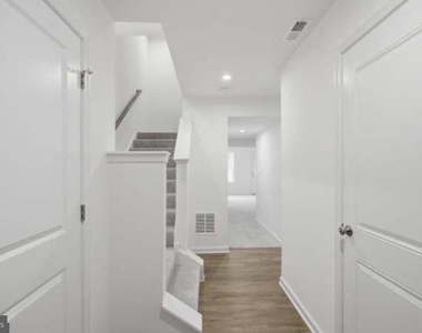 74 Abbott Way - Photo Thumbnail 3