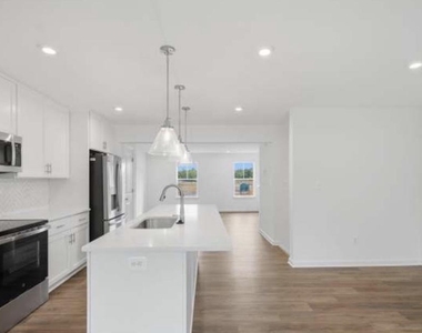 74 Abbott Way - Photo Thumbnail 9