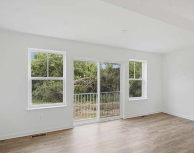 74 Abbott Way - Photo Thumbnail 1