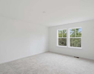 74 Abbott Way - Photo Thumbnail 7