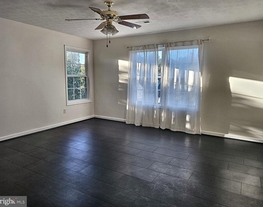 494 Crystal Lane - Photo Thumbnail 14