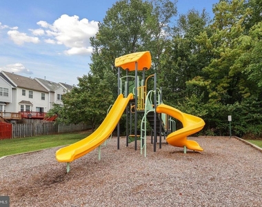 17346 Wexford Loop - Photo Thumbnail 38
