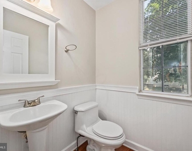 12494 Iona Sound Drive - Photo Thumbnail 12