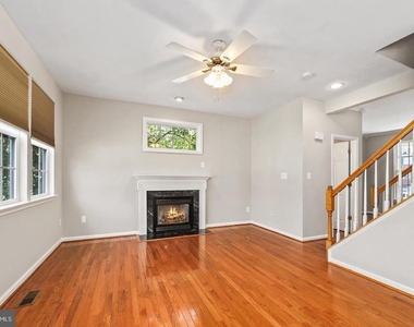 12494 Iona Sound Drive - Photo Thumbnail 15