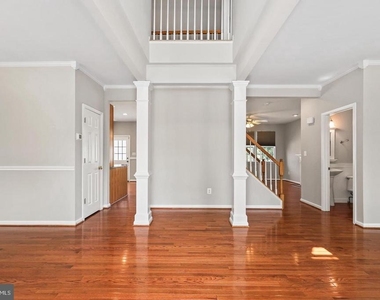 12494 Iona Sound Drive - Photo Thumbnail 5