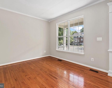 12494 Iona Sound Drive - Photo Thumbnail 10