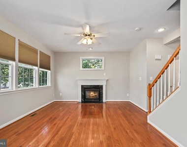 12494 Iona Sound Drive - Photo Thumbnail 16