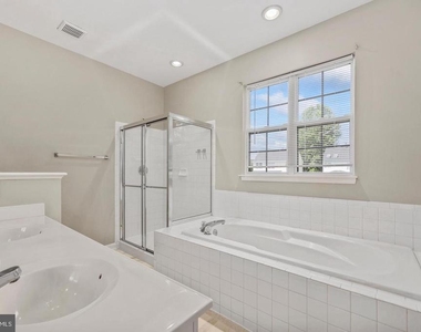 12494 Iona Sound Drive - Photo Thumbnail 27