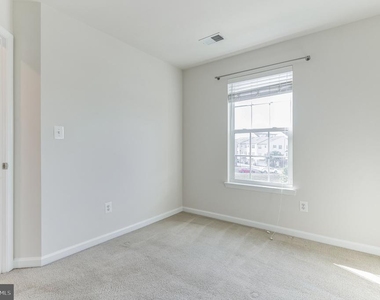 7039 Trek Way - Photo Thumbnail 43