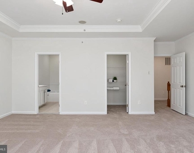 2625 Eastbourne Drive - Photo Thumbnail 21
