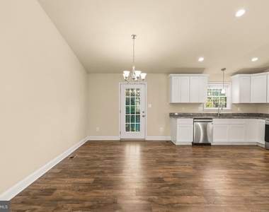 8112 Leland Road - Photo Thumbnail 10