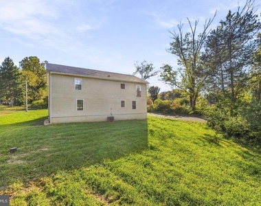 8112 Leland Road - Photo Thumbnail 30