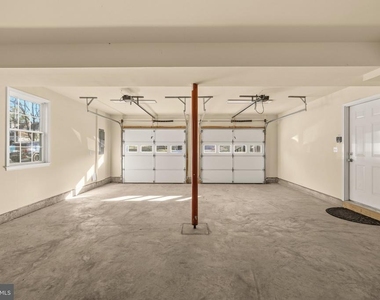 8112 Leland Road - Photo Thumbnail 27