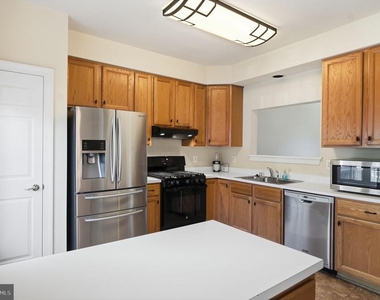14090 Malta Street - Photo Thumbnail 2