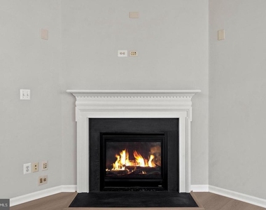 2370 Merseyside Drive - Photo Thumbnail 19