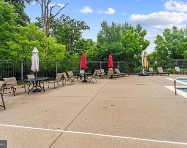 2370 Merseyside Drive - Photo Thumbnail 67
