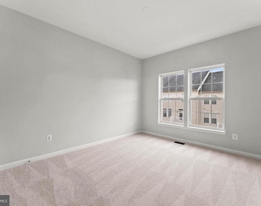 2370 Merseyside Drive - Photo Thumbnail 47
