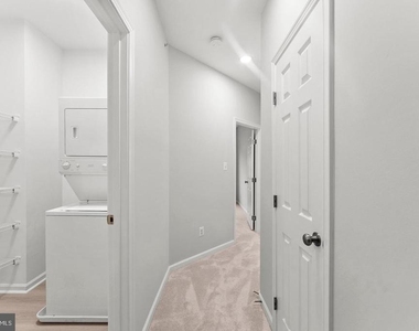 2370 Merseyside Drive - Photo Thumbnail 45