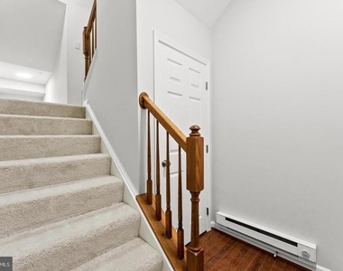 2370 Merseyside Drive - Photo Thumbnail 6