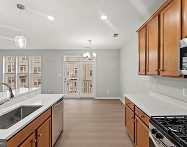 2370 Merseyside Drive - Photo Thumbnail 29