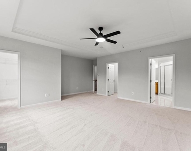 2370 Merseyside Drive - Photo Thumbnail 38