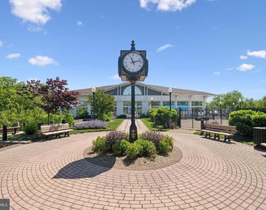 20583 Snowshoe Square - Photo Thumbnail 26