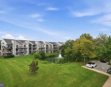 20583 Snowshoe Square - Photo Thumbnail 8