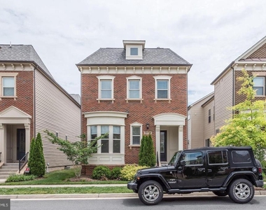 20728 Jennifer Ann Drive - Photo Thumbnail 1