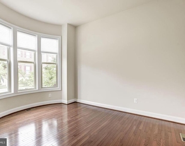 20728 Jennifer Ann Drive - Photo Thumbnail 4