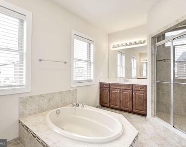 20728 Jennifer Ann Drive - Photo Thumbnail 22