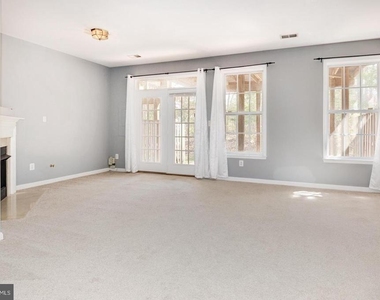 18818 Silverwood Terrace - Photo Thumbnail 38
