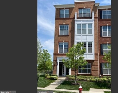 23458 Belvoir Woods Terrace - Photo Thumbnail 25