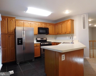 5630 Gresham Lane - Photo Thumbnail 10