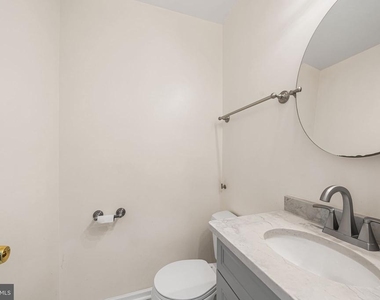 5886 Parenham Way - Photo Thumbnail 3