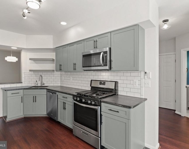 14435 Fallscliff Lane - Photo Thumbnail 12