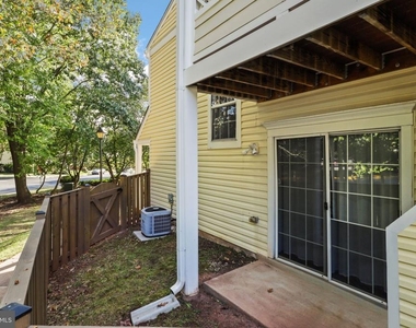14435 Fallscliff Lane - Photo Thumbnail 3