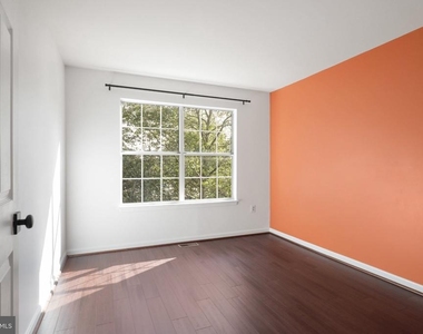 14435 Fallscliff Lane - Photo Thumbnail 34