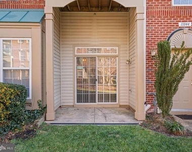 11844 Breton Court - Photo Thumbnail 3