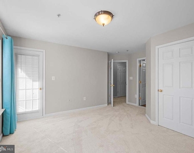 11844 Breton Court - Photo Thumbnail 17
