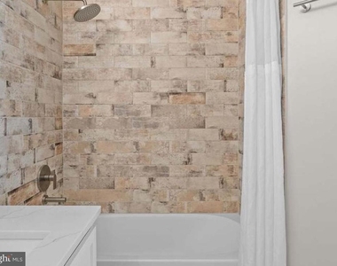 11844 Breton Court - Photo Thumbnail 15