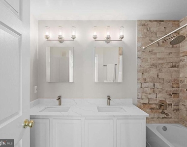 11844 Breton Court - Photo Thumbnail 16