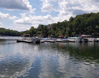 1226 Lakeview Drive - Photo Thumbnail 53