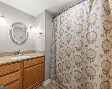 1226 Lakeview Drive - Photo Thumbnail 46