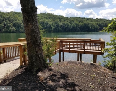 1226 Lakeview Drive - Photo Thumbnail 49