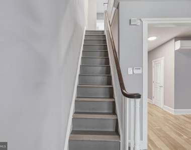2756 E Pacific Street - Photo Thumbnail 34