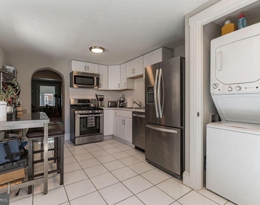 2756 E Pacific Street - Photo Thumbnail 12
